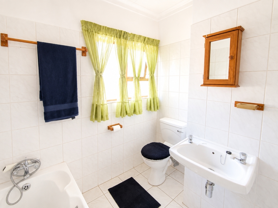 2 Bedroom Property for Sale in Langenhovenpark Free State